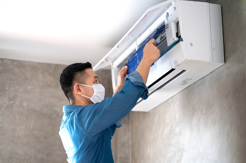 Air Conditioner Service in Del Aire